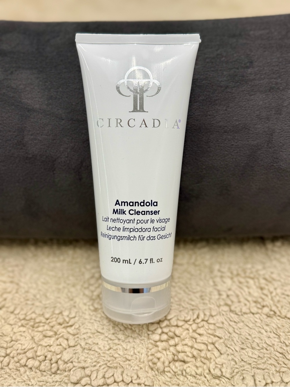 NEW Circadia Amandola Milk Cleanser - 6.7oz (Exp 9/28)